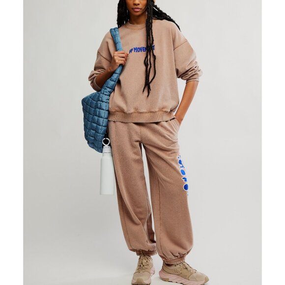 🆕 FP MOVEMENT All Star Embroidered Pullover / Twig Combo - Picture 6 of 7